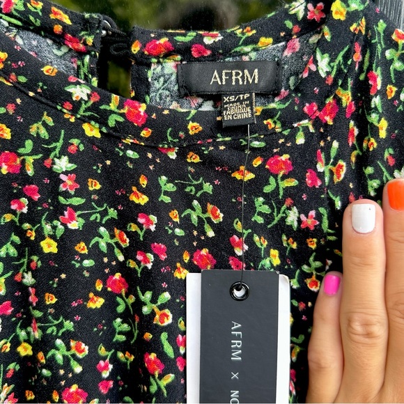 AFRM X NORDSTROM Spring Garden Ditsy puff sleeve cropped blouse - Picture 14 of 16